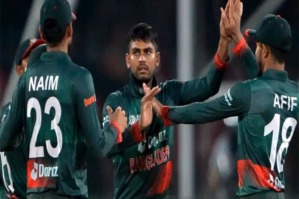 পাকিস্তানের বড় হারেও টিকে থাকলো বাংলাদেশের ফাইনালের সম্ভাবনা