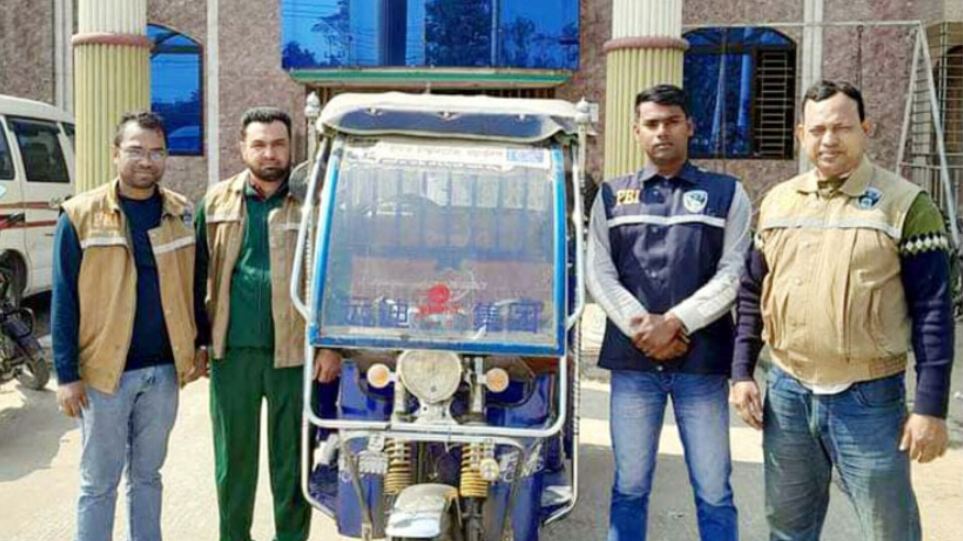 হবিগঞ্জে টমটম চালক হত্যায় আটক ২