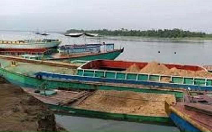 যাদুকাটা নদীতে ম্যাজিস্ট্রেটের উপর হা*মলা