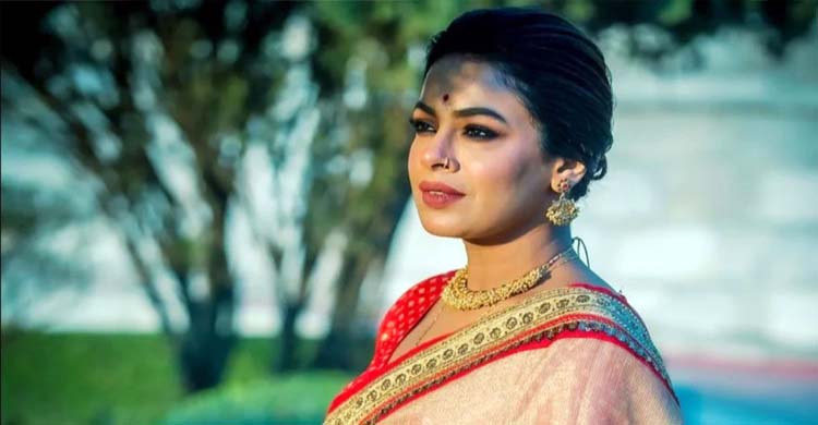 গাড়িতে বসেই অ নৈ তি ক প্রস্তাব দেয় গায়ক : ইমন চক্রবর্তী
