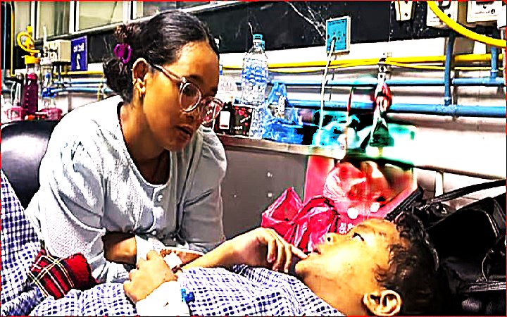 গাছে উঠে প্রা/ণ বাঁচা/ল ৮ বছরের জোয়াল, তিন দিন পর মায়ের কোলে