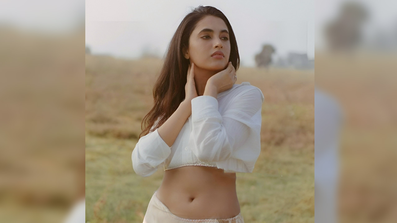 অল্পের জন্য রক্ষা পেলেন প্রিয়াঙ্কা, ভিডিও ভাইরাল