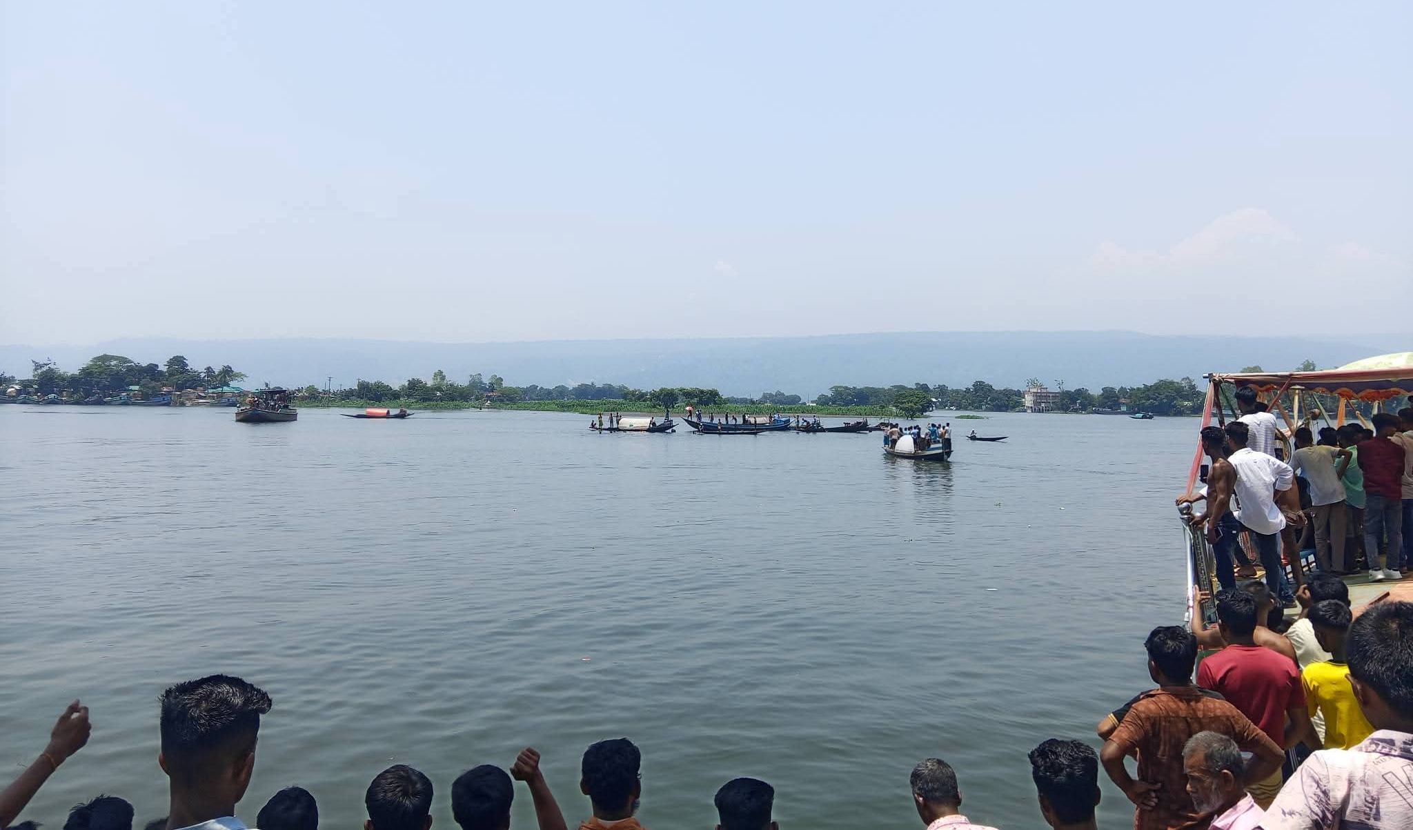টাঙ্গুয়ার হাওরে বেড়াতে গিয়ে পর্যটক নি'খোঁজ