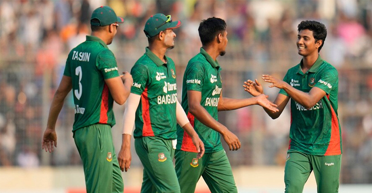 ম্যাচের আগেরদিন বাংলাদেশের স্কোয়াডে পরিবর্তন