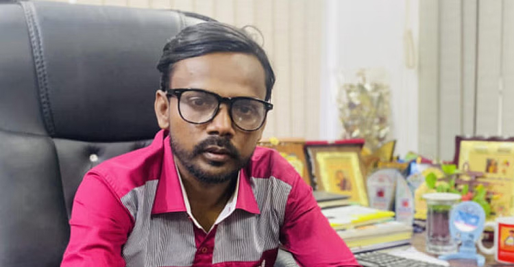 দলীয় প্রতীকে নির্বাচনে আসছেন হিরো আলম