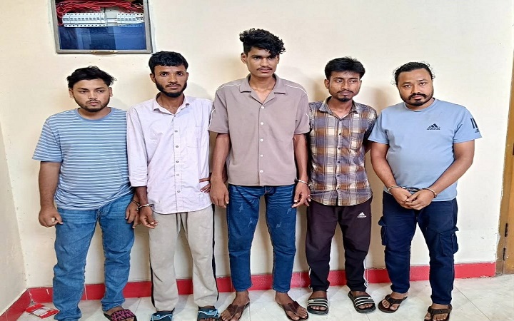 গোলাপগঞ্জে ঝ/টিকা মি/ছিলের প্রস্তুতির অ/ভিযোগে ৫ জন গ্রে/প্তার