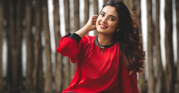 রাজের &lsquo;ফিরে আসার গল্প&rsquo;-এ তটিনী, প্রকাশ পেল প্রথম লুক