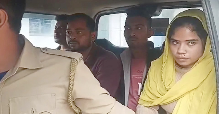 ভারতে চার বাংলাদেশি গ্রে প্তা র