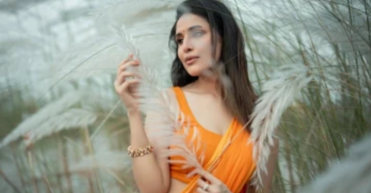 বিজ্ঞাপনের চুক্তির কথা বলে ডেকে নি র্যা ত নের অ ভি যো গ, মামলা করলেন স্নিগ্ধা