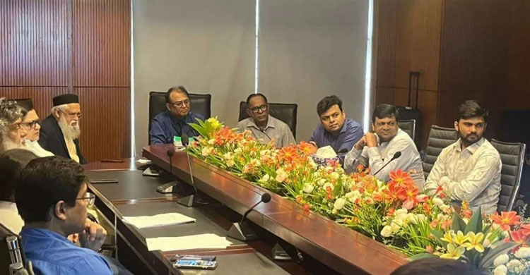 মাইলস্টোনে বিমান দু র্ঘ ট না: চিকিৎসা সহায়তায় পাশে ভা র ত