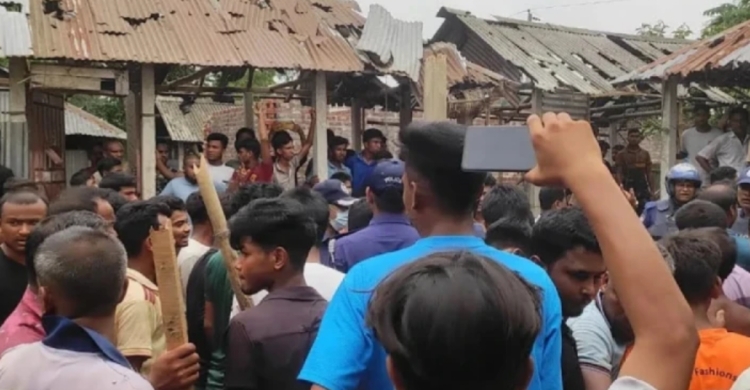 হা ম লা-ভাঙচুরের ঘটনায় কড়া অ*ভিযান, আদিতমারীতে আ ট ক ১০