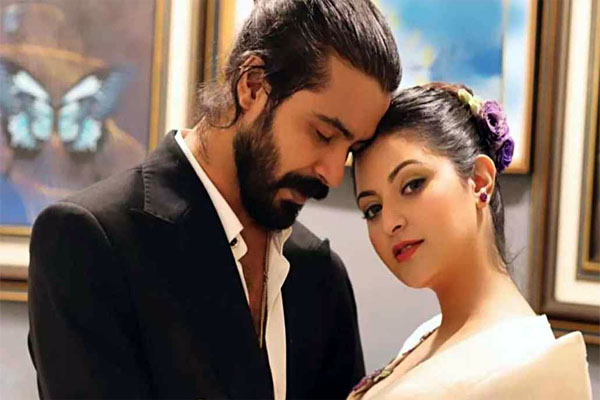 ভেঙেই গেল রাজ ও পরীর সংসার