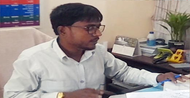 টাকা পেলেই সরকারী নিয়ম তোয়াক্কা করেন না পরিদর্শক সায়েম