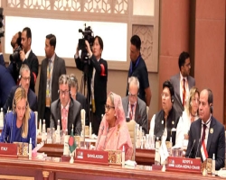 বৈশ্বিক সংকট মোকাবেলায় সমন্বিত উদ্যোগ গ্রহণের ওপর গুরুত্বারোপ প্রধানমন্ত্রীর