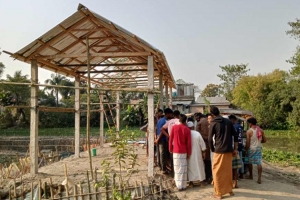 বানিয়াচংয়ে সরকারি পুকুর ভরাট করে ঘর নির্মাণ, উচ্ছেদ করলো প্রশাসন