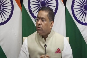 হাসি*নাকে ফেরাতে ঢাকার অনু*রোধ পেয়েছে নয়া*দিল্লি, নিশ্চিত করলো ভা র ত