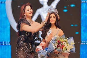 ‘মিস ইউনিভার্স ইন্ডিয়া’ মুকুট জয়ী হলেন রিয়া