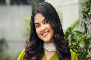 গোপনে ভিডিও ধারণ : সাংবাদিকের বিচার চাইলেন অভিনেত্রী