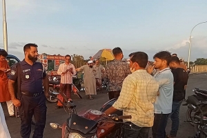 দু*র্ঘটনা রো*ধে জলসুখা ভাইরাল ব্রিজে পুলিশের চে*কপোস্ট