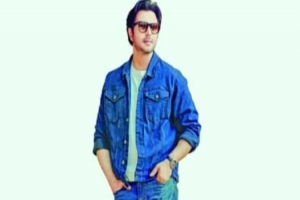 অভিনয়ের মঞ্চে দুই দশক, নতুন গল্পে অপূর্ব