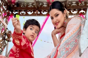 কন্যাসন্তানকে দত্তক নিলেন পরীমণি 