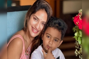 ছেলের মুখ দেখালেন যশ-নুসরাত জুটি