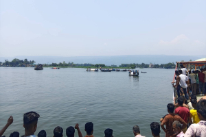 টাঙ্গুয়ার হাওরে বেড়াতে গিয়ে পর্যটক নি'খোঁজ