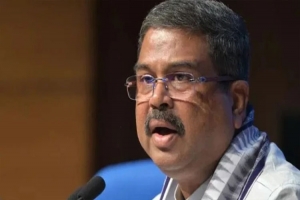 অবশেষে ভারতের শিক্ষামন্ত্রী ধর্মেন্দ্র প্রধানের পদত্যাগ