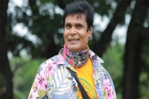 অভিনেতা ওয়ালিউল হক রুমি মারা গেছেন