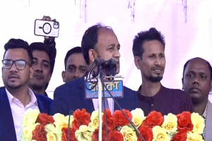 ‘এমপি হওয়ার পর মানুষ আরামপ্রিয় হয়, আর আমার ১২ কেজি ওজন কমছে’ 