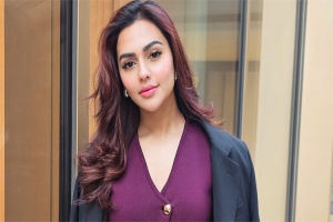 ব্যারিস্টারি পড়তে লন্ডনে যাচ্ছেন নুসরাত ফারিয়া
