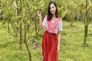 প্রকৃতির টানে কৃষক হবেন বুবলী