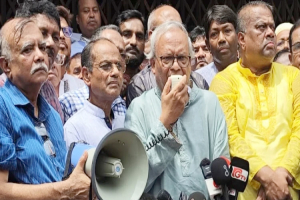 রিজভীর আশঙ্কা: অর্থনীতির ভ য়া ব হ সং ক ট, সামনে দু র্ভি ক্ষ!