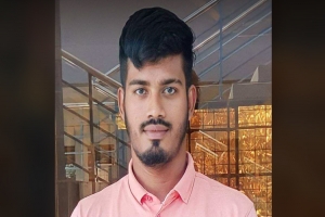 বন্ধুর স্ত্রীকে নিয়ে অনৈতিক কর্মকাণ্ডে লিপ্ত , প্রেসক্লাব থেকে বহিষ্কার 
