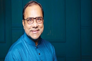 রাজনীতি কম বুঝি, অভিনয় বুঝি: মিশা সওদাগর