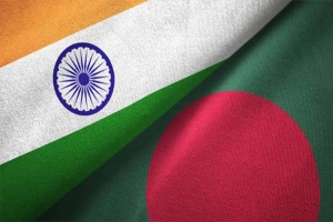 সীমান্ত ব ন্ধ হওয়ার গু জ ব, তড়ি*ঘড়ি ভারত থেকে দেশে ফিরছেন বাংলাদেশিরা
