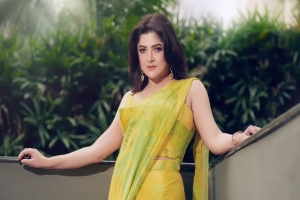 তৃতীয় বিয়েও টিকলো না শ্রাবন্তীর