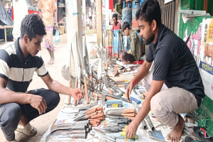 জগন্নাথপুরে কামারপল্লীতে ব্যস্ততা