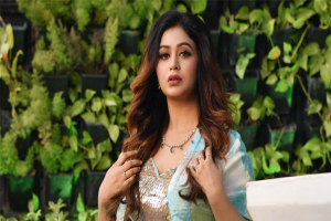নিজের প্রয়োজনে বাঁচতে শিখেছি : ঋতাভরী