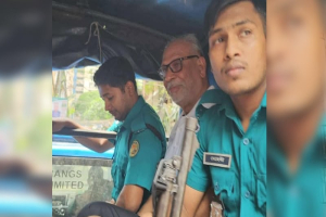 ‘মঞ্চ ৭১’-এর অনুষ্ঠান থেকে সাবেক মন্ত্রী আ*টক