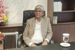 কোনো ব্যক্তি বা দলের কথায় নির্বাচন বন্ধ হবে না: অর্থ উপদেষ্টা